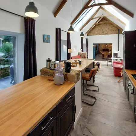 3 Bedroom In Holiday home *